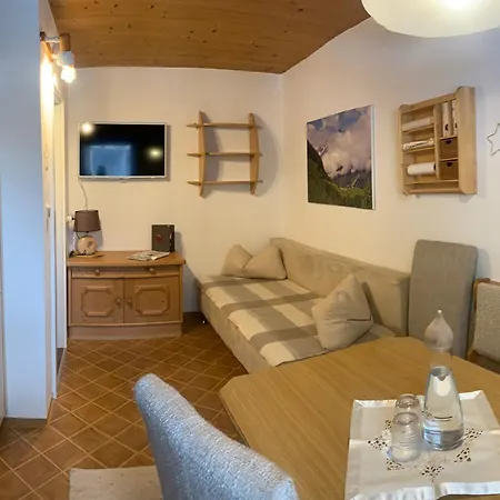 Gaestehaus Sissy Penzion 3*