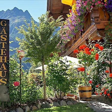 Affittacamere Gaestehaus Sissy Längenfeld