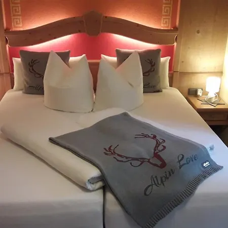 Gaestehaus Sissy Πανσιόν 3*